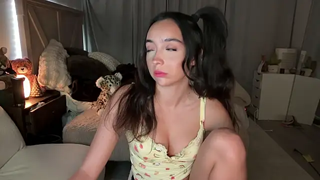 emmyfawn online show from 05.11.26