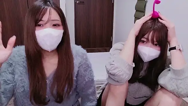 Snapshot of -EdisonThomas- chatting on 12.14.25 -EdisonThomas- online show from 12.14.25