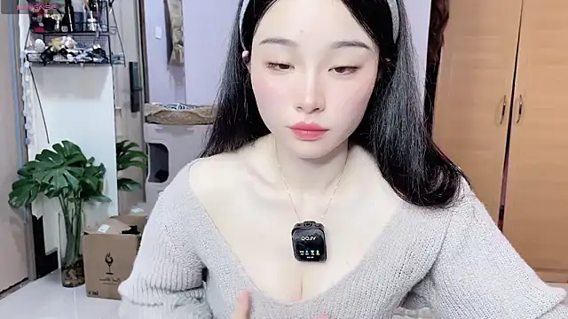 Snapshot of Y2Luvk chatting on 02.05.26 Y2Luvk online show from 02.05.26