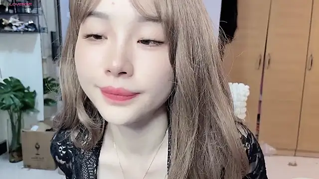 Snapshot of Y2Luvk chatting on 02.06.26 Y2Luvk online show from 02.06.26