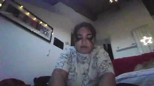 LadySophia03 online show from 11.18.25