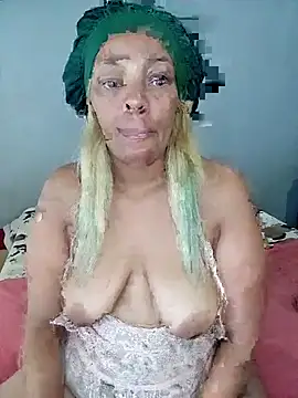 Snapshot of Eroticdollxx3 chatting on 04.20.26 Eroticdollxx3 online show from 04.20.26
