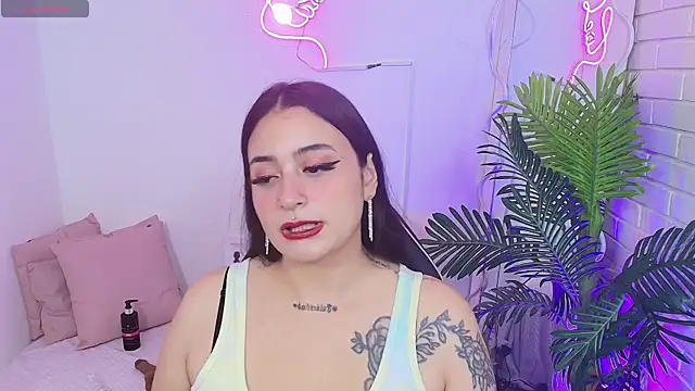 Darling tay online show from 09.28.25