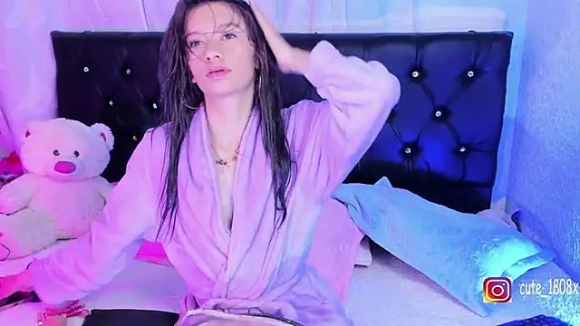 Sofiia cute  online show from 10.18.25