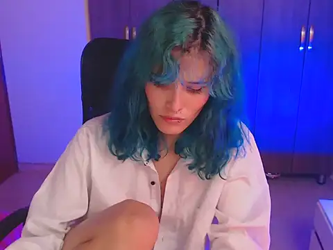 Snapshot of LITTLENAMI_ chatting on 10.14.25 LITTLENAMI online show from 10.14.25