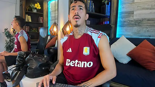 Donovan Desmond online show from 11.11.25