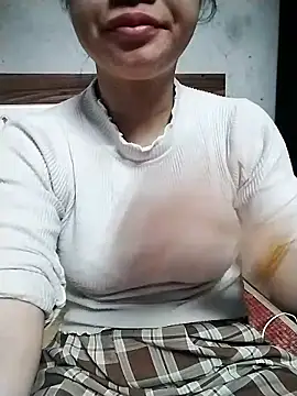 Snapshot of Mie_rose chatting on 01.18.26 Mie rose online show from 01.18.26