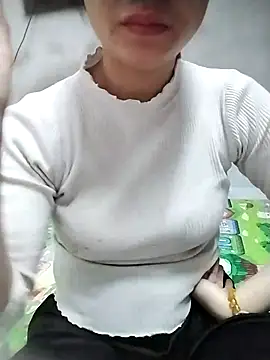 Snapshot of Mie_rose chatting on 02.06.26 Mie rose online show from 02.06.26