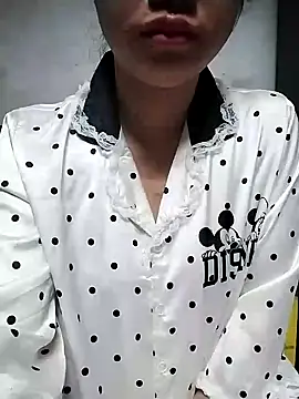 Snapshot of Mie_rose chatting on 03.11.26 Mie rose online show from 03.11.26