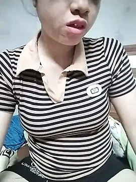 Snapshot of Mie_rose chatting on 04.01.26 Mie rose online show from 04.01.26