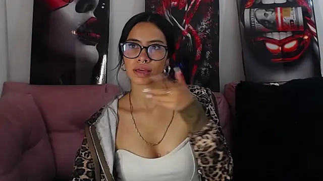 Miahotcs1 online show from 05.19.26