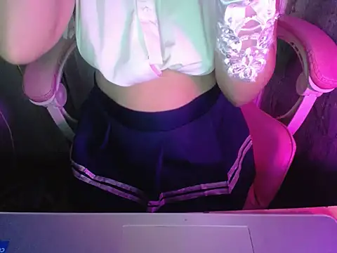 ahoa Tk online show from 09.29.25