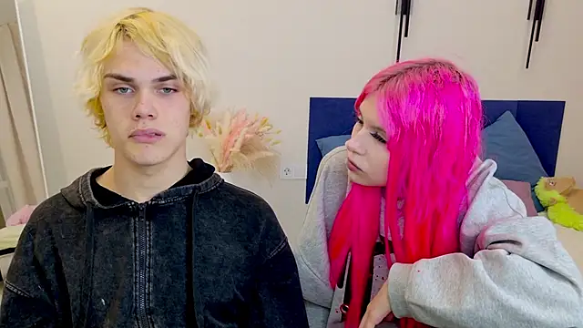 Bonnie And C1yde online show from 10.07.25