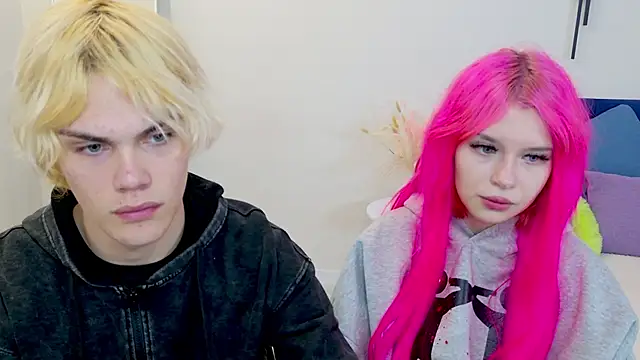 Bonnie And C1yde online show from 10.08.25