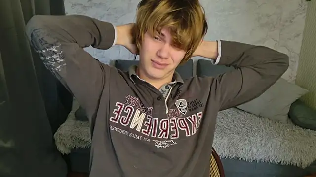 Bonnie And C1yde online show from 04.15.26