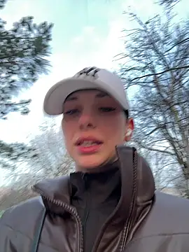 Snapshot of EllyLynn chatting on 03.03.26 EllyLynn online show from 03.03.26