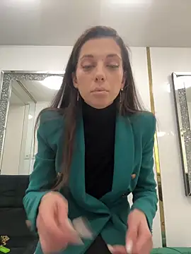 Snapshot of EllyLynn chatting on 03.13.26 EllyLynn online show from 03.13.26