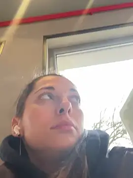 Snapshot of EllyLynn chatting on 03.15.26 EllyLynn online show from 03.15.26