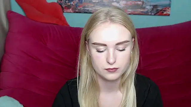 SofySofty online show from 10.19.25