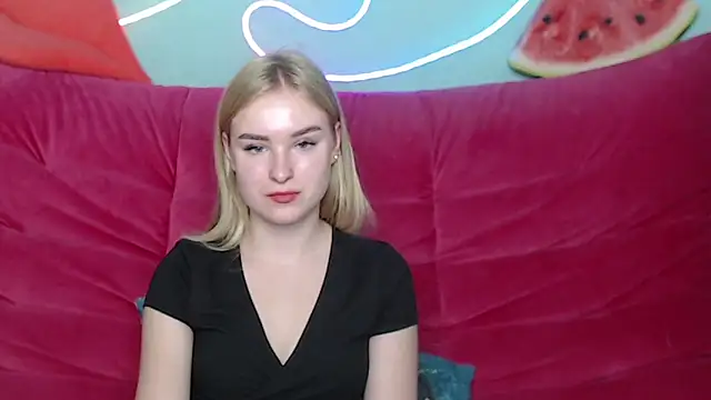 SofySofty online show from 11.06.25