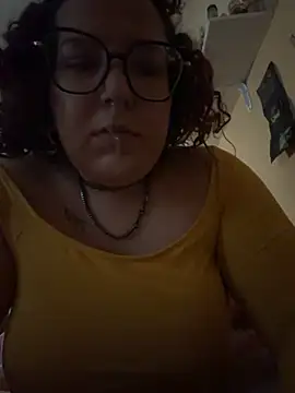 Snapshot of chiaretta_loveit chatting on 12.01.25 chiaretta loveit online show from 12.01.25