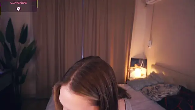 NguyetHankey online show from 12.23.25