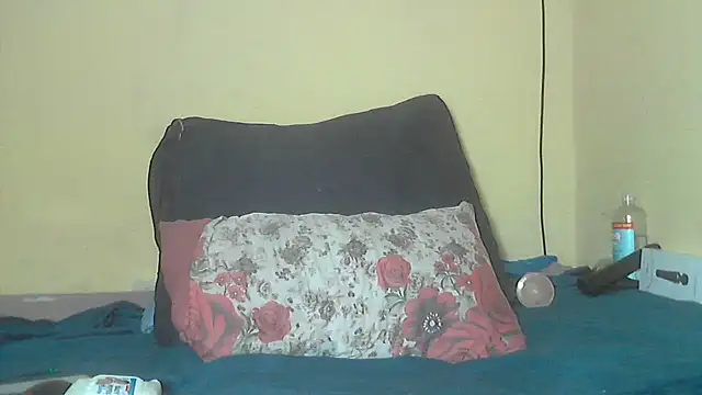 Snapshot of AnnabigpussyXO chatting on 04.11.26 AnnabigpussyXO online show from 04.11.26