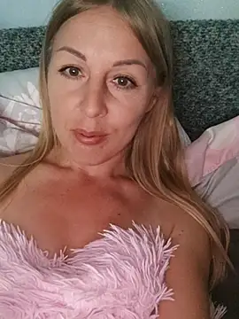 LunaSugarX online show from 09.24.25