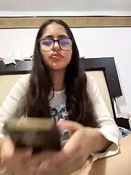 Goddesscut333 online show from 10.30.25