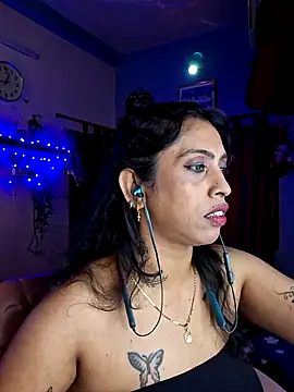 Love Beauty01 online show from 03.23.26