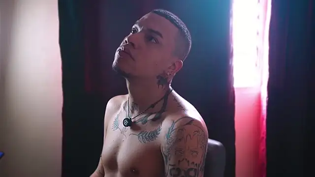 AlphaMasterXxx online show from 02.08.26