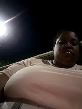 Karamelsaus online show from 10.14.25