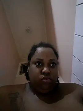 Karamelsaus online show from 10.27.25