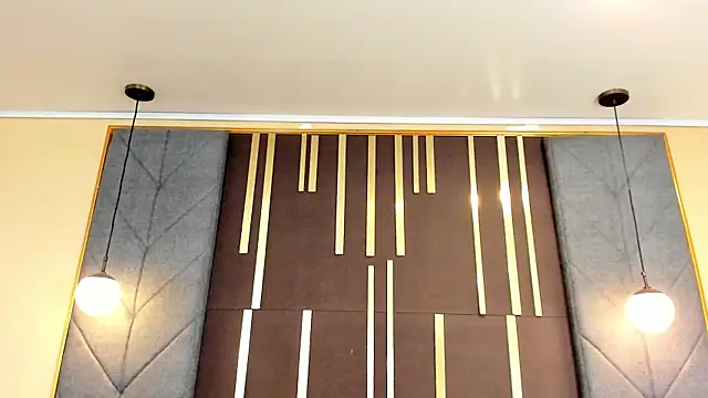 OliviGrace online show from 04.11.26