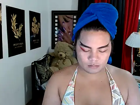 Snapshot of TSbrianaHugeCock chatting on 04.20.26 TSbrianaHugeCock online show from 04.20.26