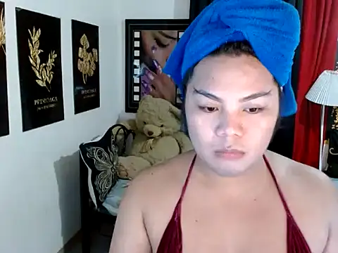 Snapshot of TSbrianaHugeCock chatting on 04.27.26 TSbrianaHugeCock online show from 04.27.26
