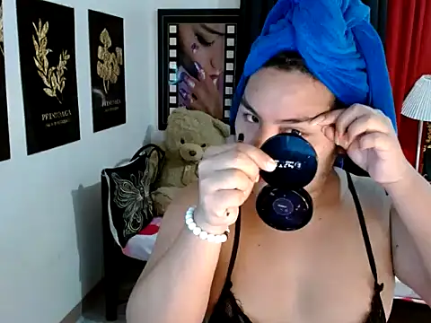 Snapshot of TSbrianaHugeCock chatting on 05.15.26 TSbrianaHugeCock online show from 05.15.26