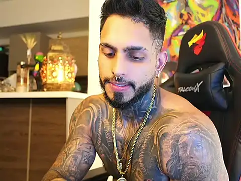 logan hugh8 online show from 09.28.25