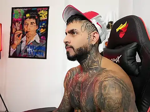 logan hugh8 online show from 10.19.25