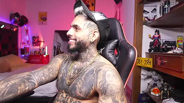 logan hugh8 online show from 03.30.26