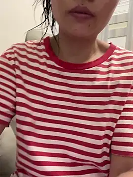 Snapshot of coco-o chatting on 09.22.25 coco-o online show from 09.22.25