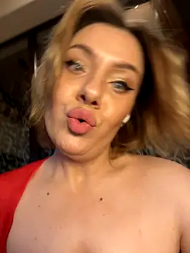 emmasweett11 online show from 11.16.25