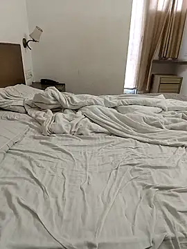 Snapshot of Aunty_Boy_143 chatting on 10.07.25 Aunty Boy 143 online show from 10.07.25