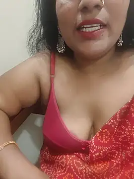 Snapshot of Aunty_Boy_143 chatting on 07.28.26 Aunty Boy 143 online show from 07.28.26
