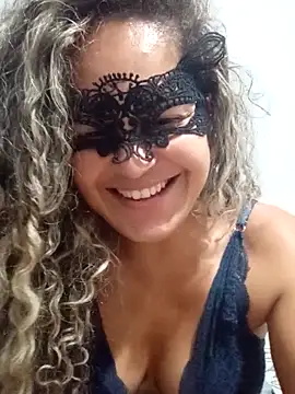 RaphinhaSanches online show from 10.04.25