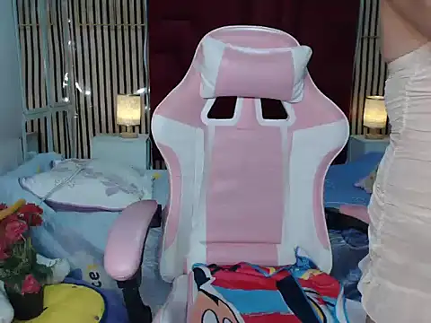 Snapshot of Lisiton chatting on 11.02.25 Lisiton online show from 11.02.25