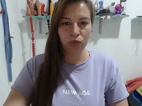 cloequeen15 online show from 09.25.25