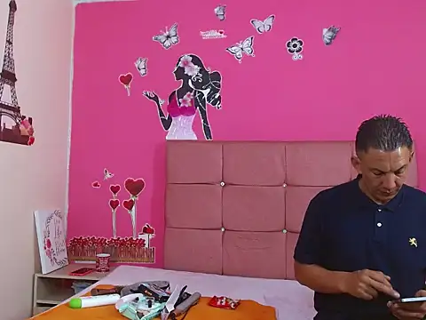 mollyandsam303av online show from 11.28.25