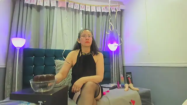 Snapshot of Oriana_Jhonson chatting on 04.25.26 Oriana Jhonson online show from 04.25.26