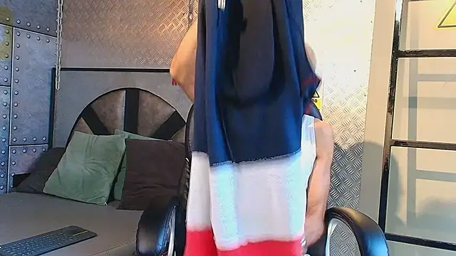 MarcusRain  online show from 11.15.25